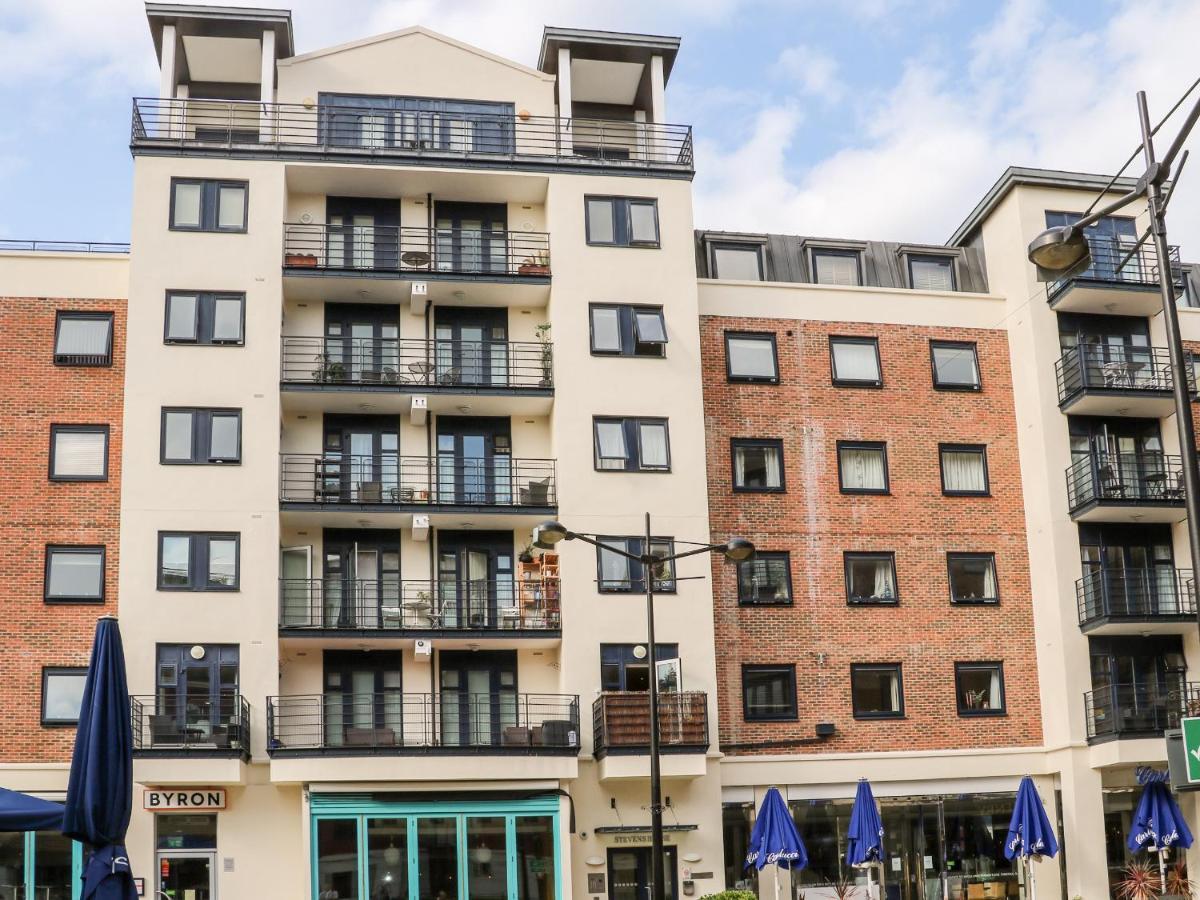 River View - Kingston Kingston upon Thames  Exterior photo