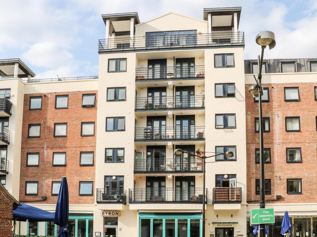 River View - Kingston Kingston upon Thames  Exterior photo
